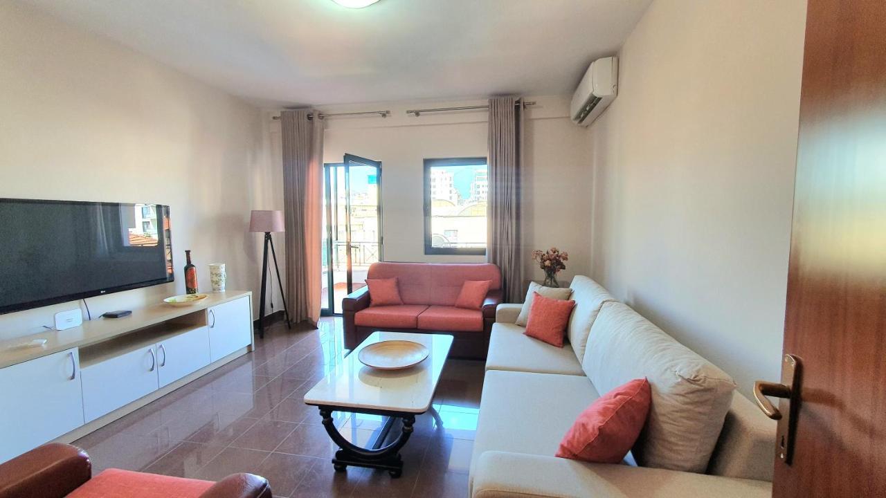 Star Apartment Tirana Eksteriør billede