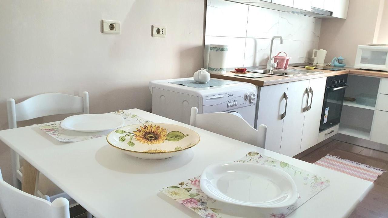 Star Apartment Tirana Eksteriør billede