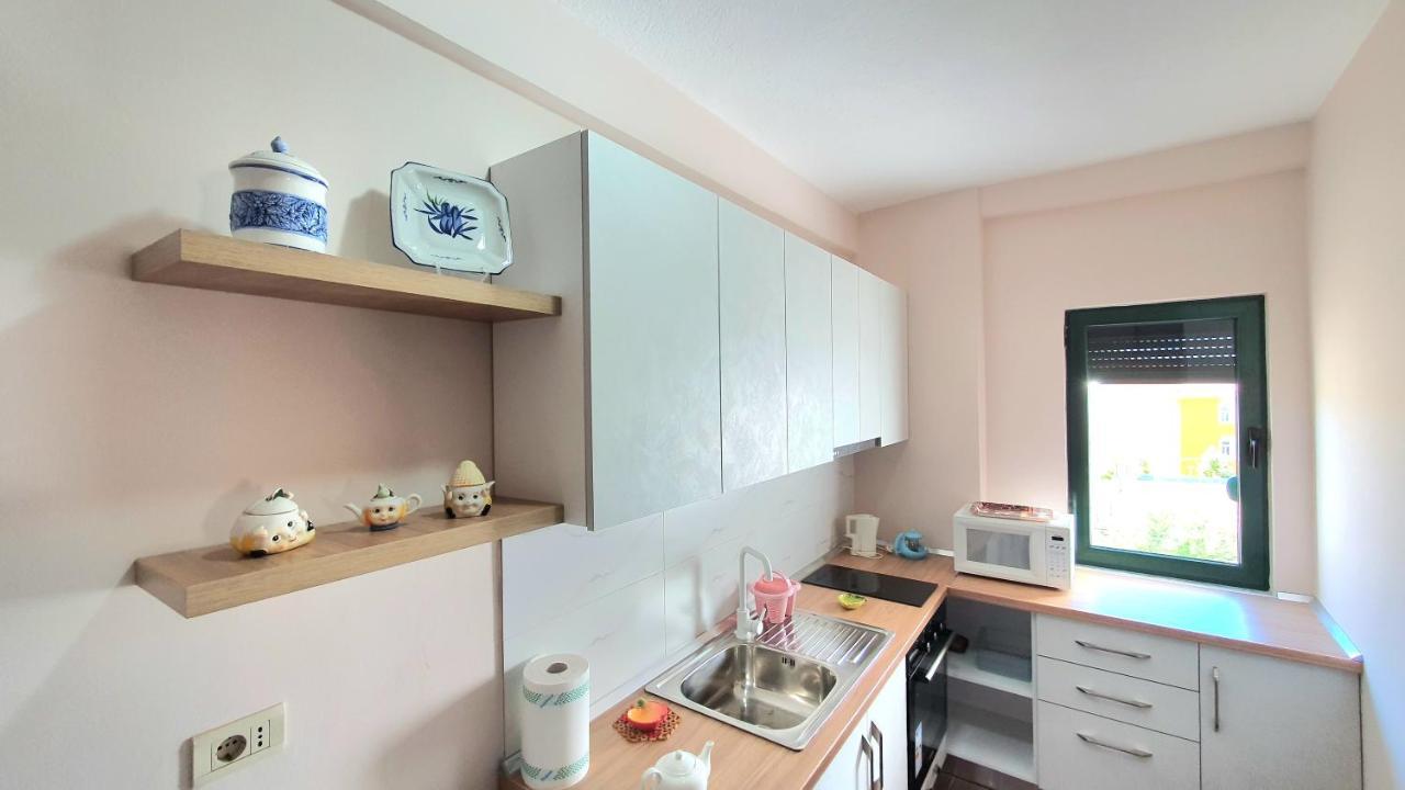 Star Apartment Tirana Eksteriør billede